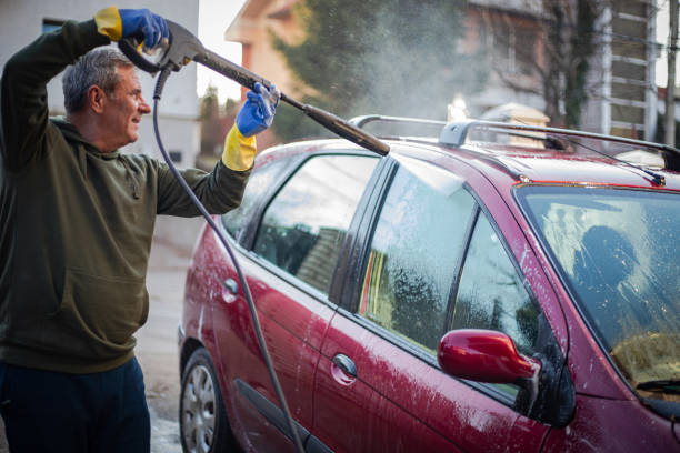 Best Roof Power Washing Services  in Lochbuie, CO
