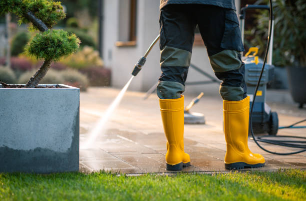 Best Garage Pressure Washing  in Lochbuie, CO